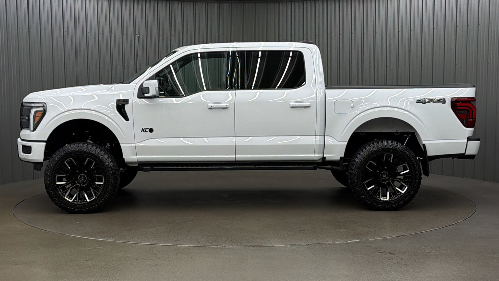 Used 2026 Ford F150 Lariat AWD/4WD image 2
