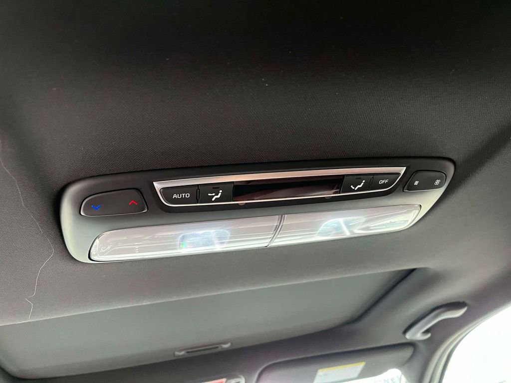 Used 2024 Kia Telluride SX image 5