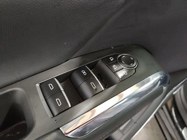 Certified 2025 Chevrolet Traverse RS w/ LPO, Floor Liner Package AWD/4WD image 24