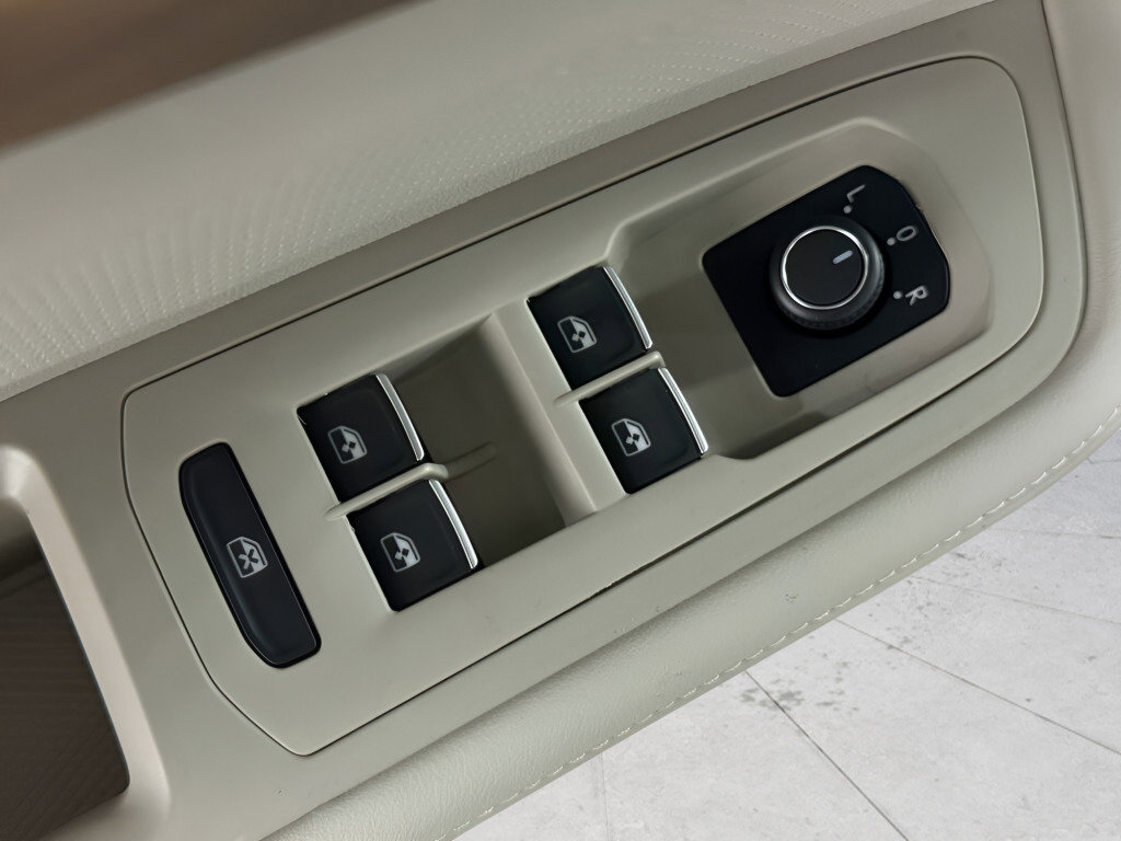 New 2026 Volkswagen Atlas SE image 21