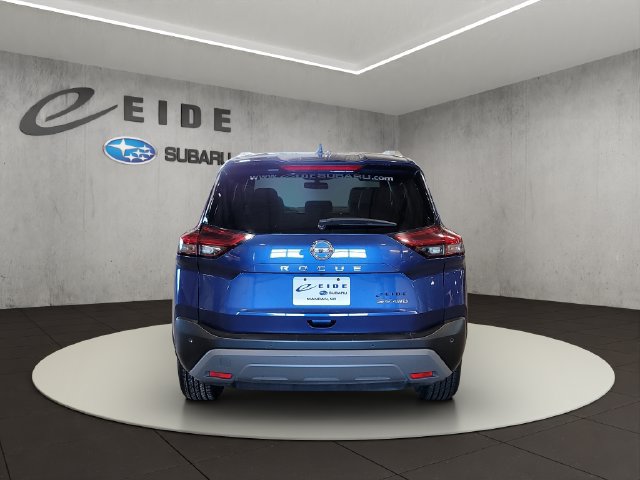 Used 2021 Nissan Rogue SV w/ Premium Package AWD/4WD image 12