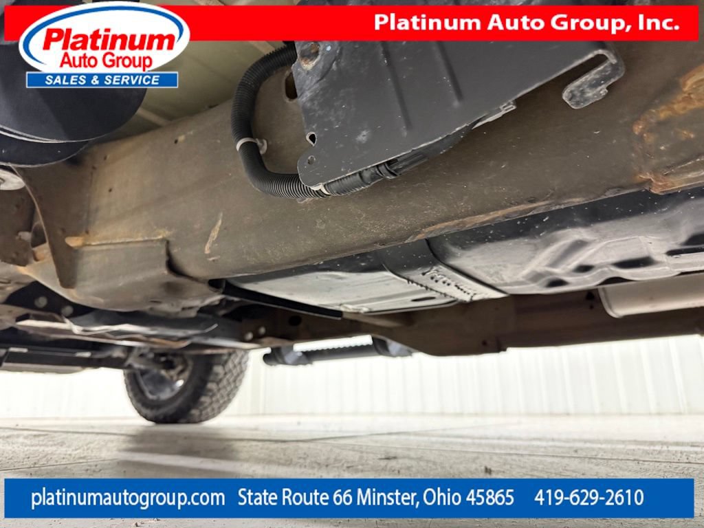 Used 2021 Chevrolet Suburban Z71 w/ Z71 Signature Package AWD/4WD image 9