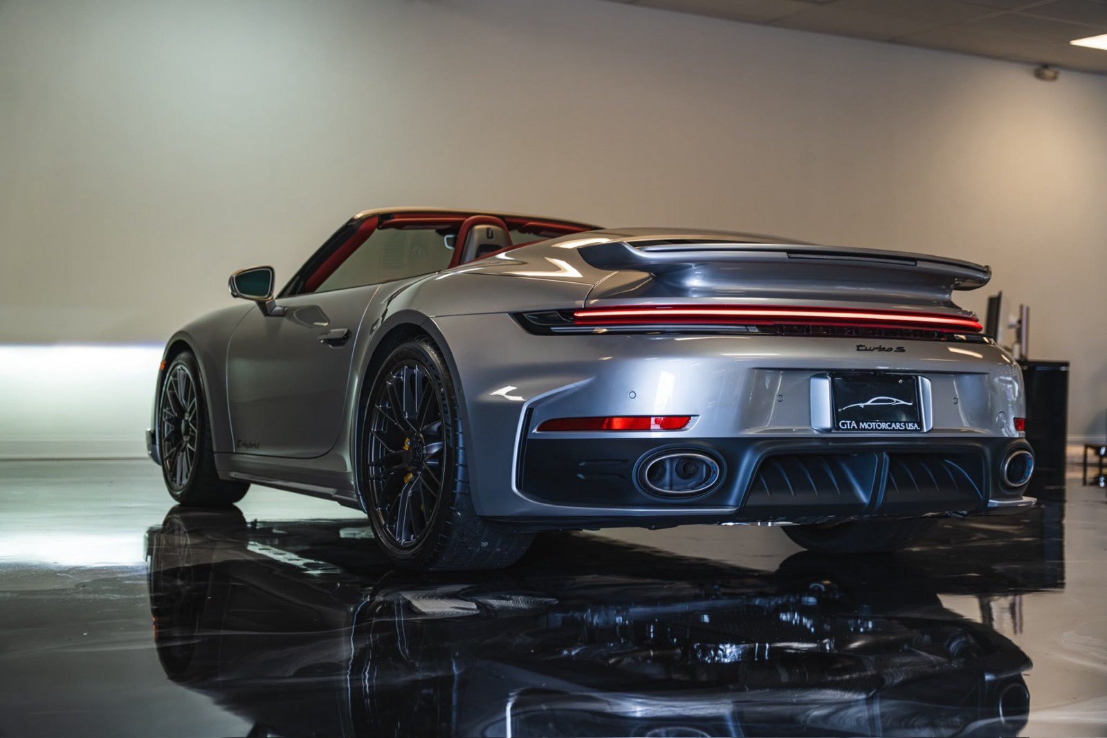 Used 2026 Porsche 911 Turbo S AWD/4WD image 27