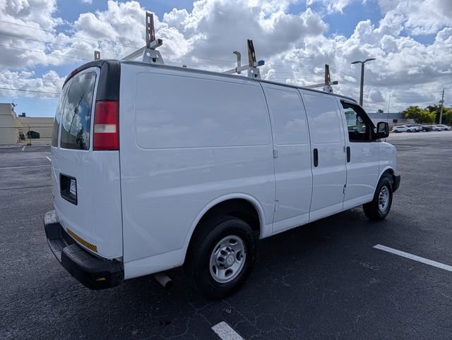 Used 2015 Chevrolet Express 2500 image 12