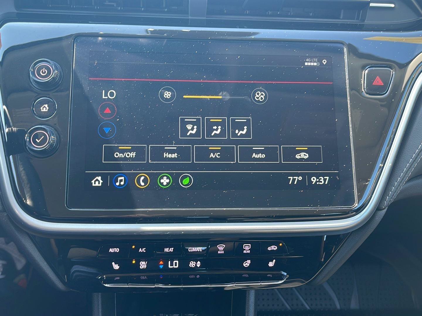 Used 2023 Chevrolet Bolt EUV LT w/ Comfort Package FWD image 25