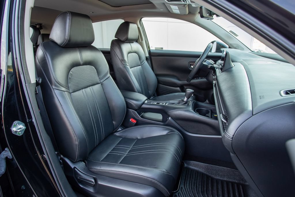 Certified 2024 Honda HR-V EX-L image 22