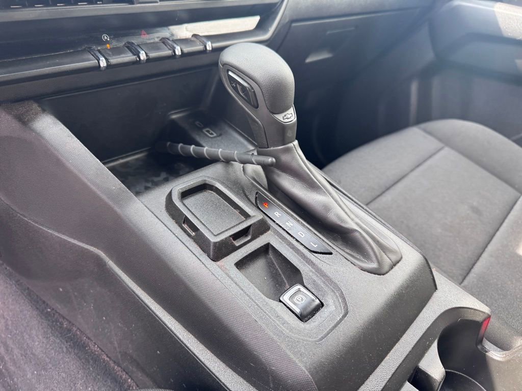 Used 2023 Chevrolet Colorado W/T image 16