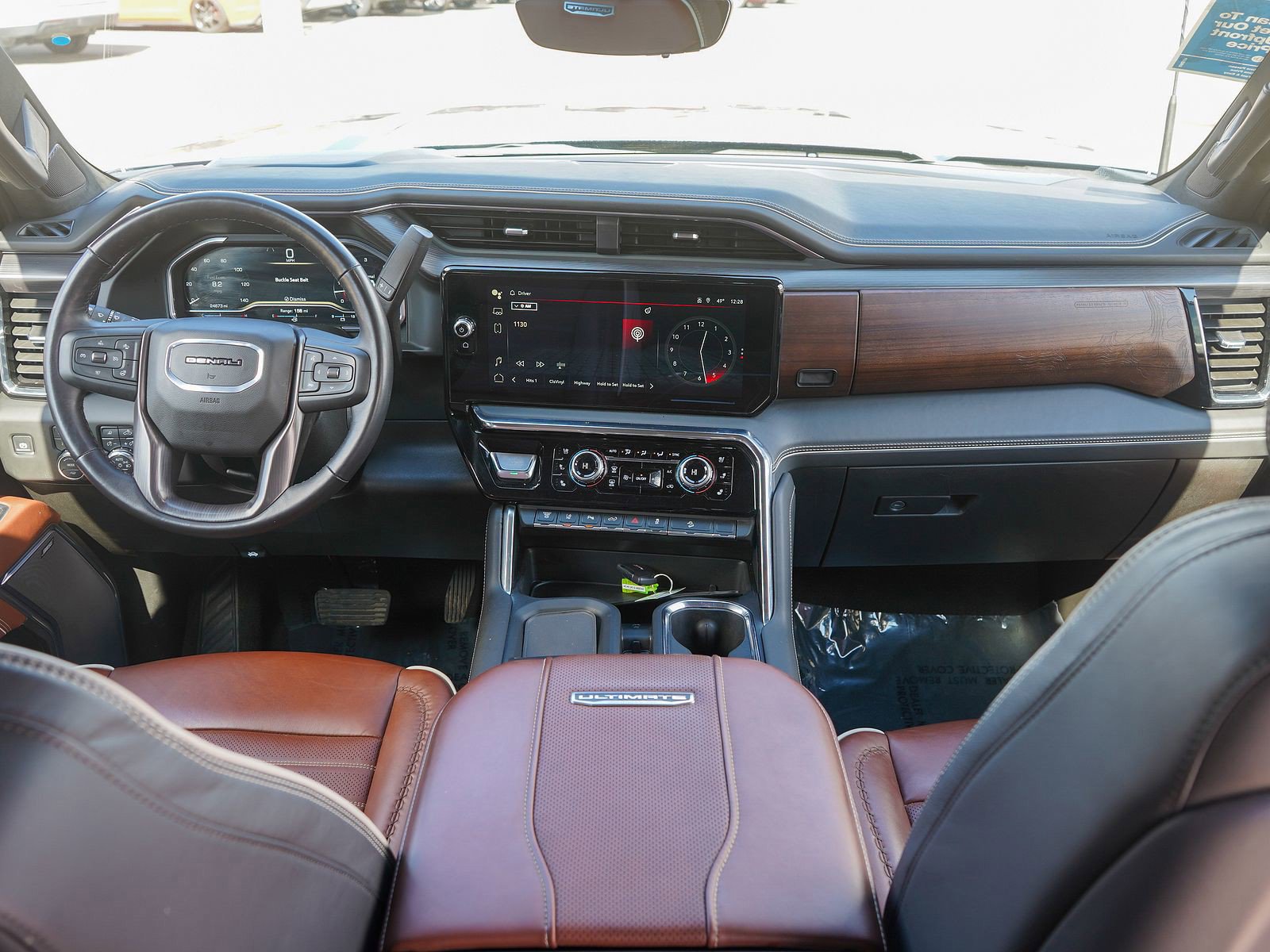 Used 2025 GMC Sierra 3500 Denali Ultimate AWD/4WD image 17