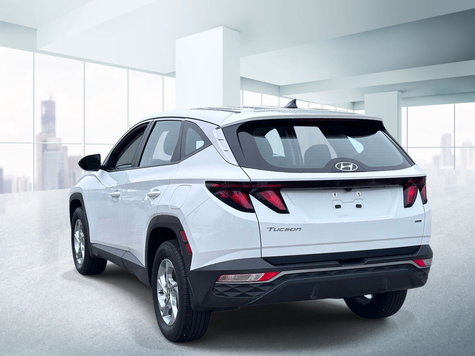 Used 2024 Hyundai Tucson SE AWD/4WD image 3