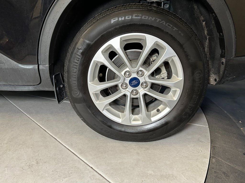 Used 2021 Ford Escape SE w/ Convenience Package image 24