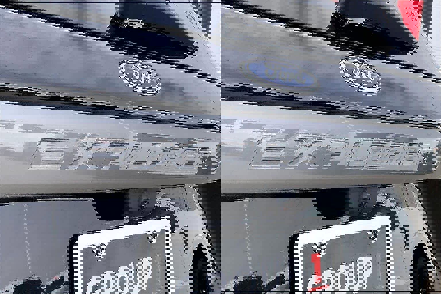 Used 2023 Ford Explorer XLT w/ Equipment Group 202A image 9