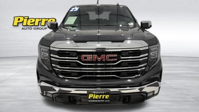 Used 2025 GMC Sierra 1500 SLT AWD/4WD image 10