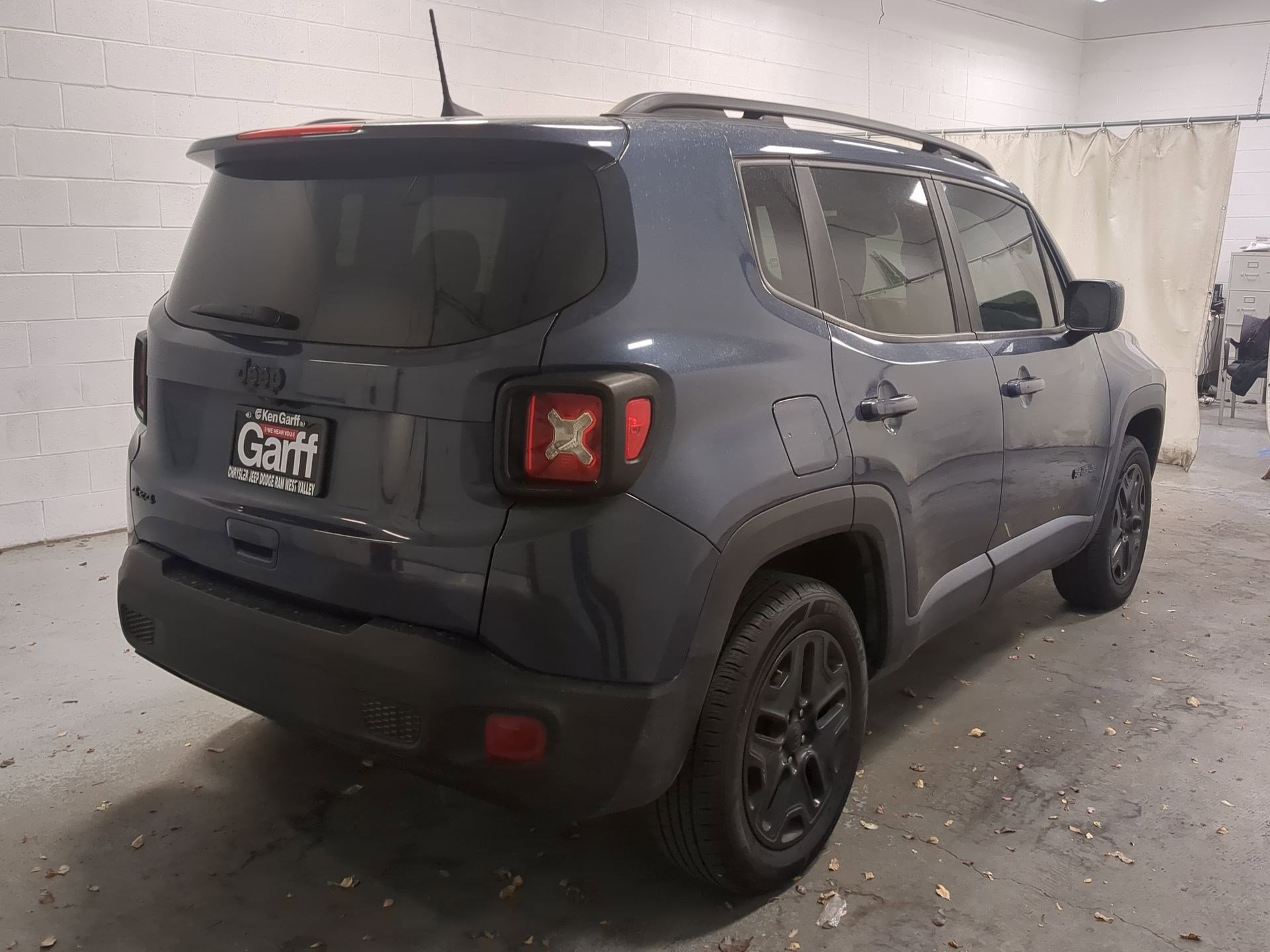 Used 2020 Jeep Renegade Sport image 3