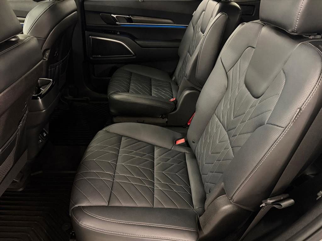 Used 2025 Kia Telluride SX Prestige X-Line image 17