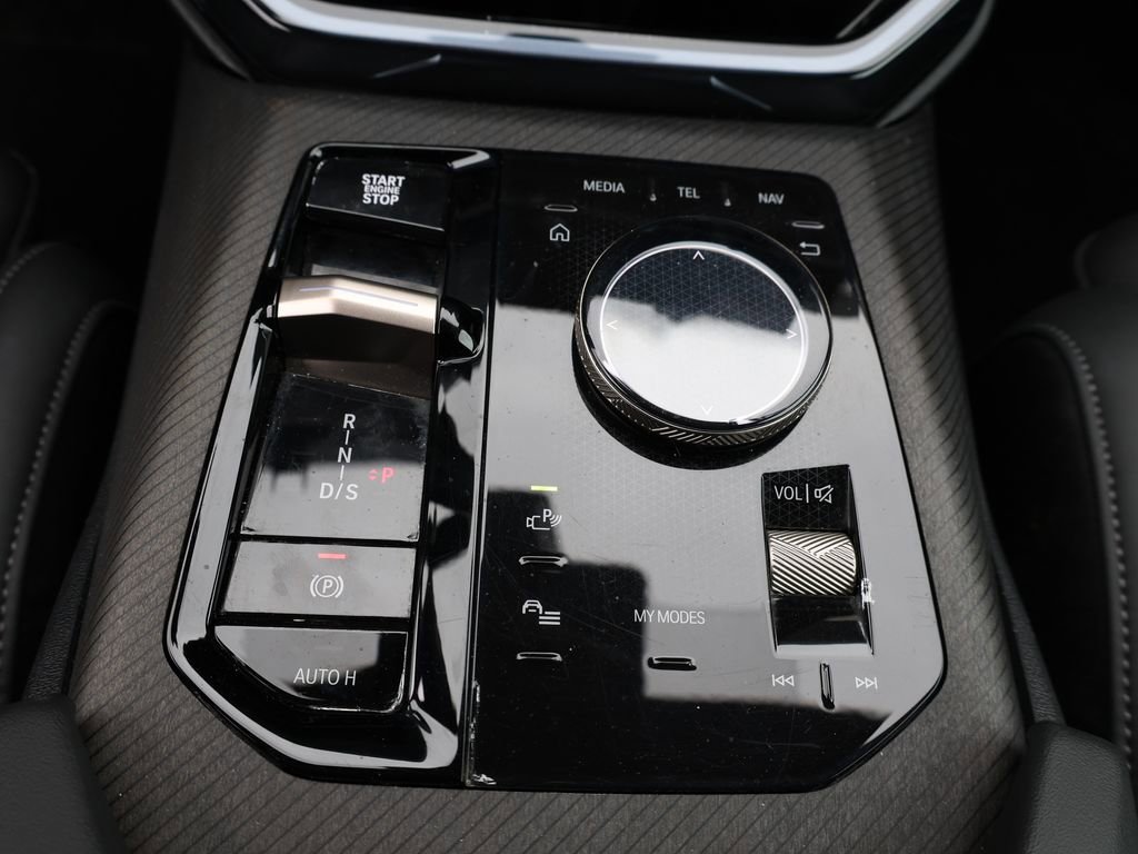 Used 2025 BMW X3 xDrive30i image 28