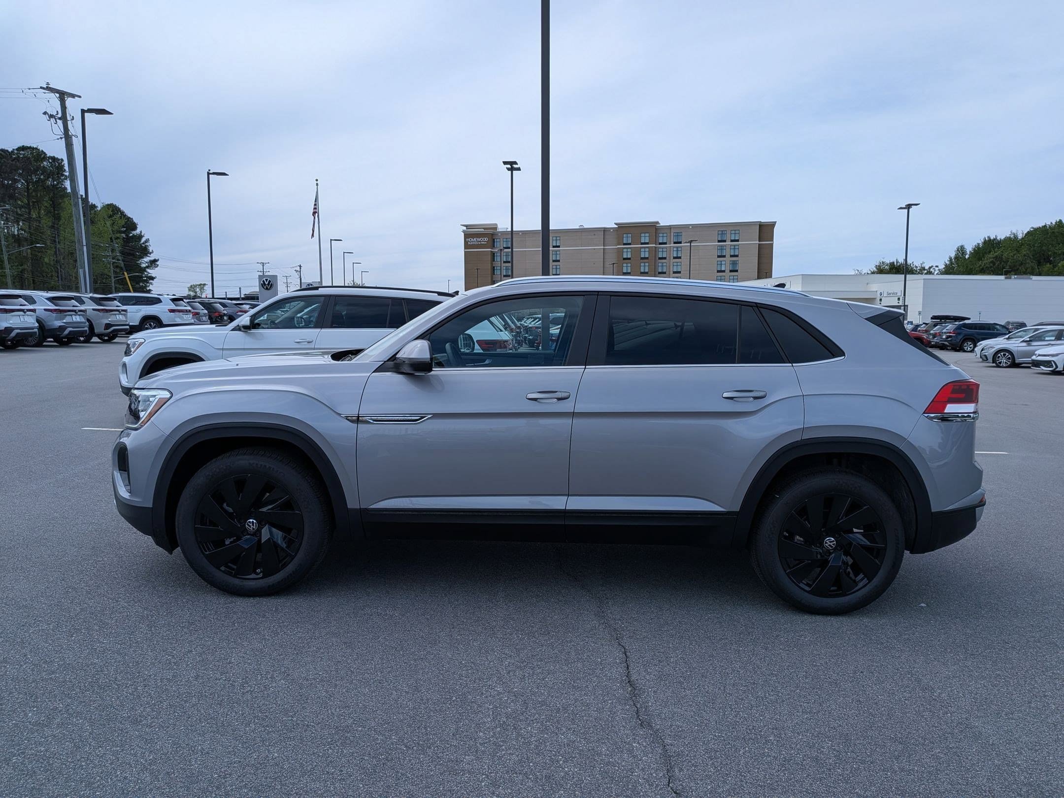 New 2026 Volkswagen Atlas Cross Sport SE AWD/4WD image 6