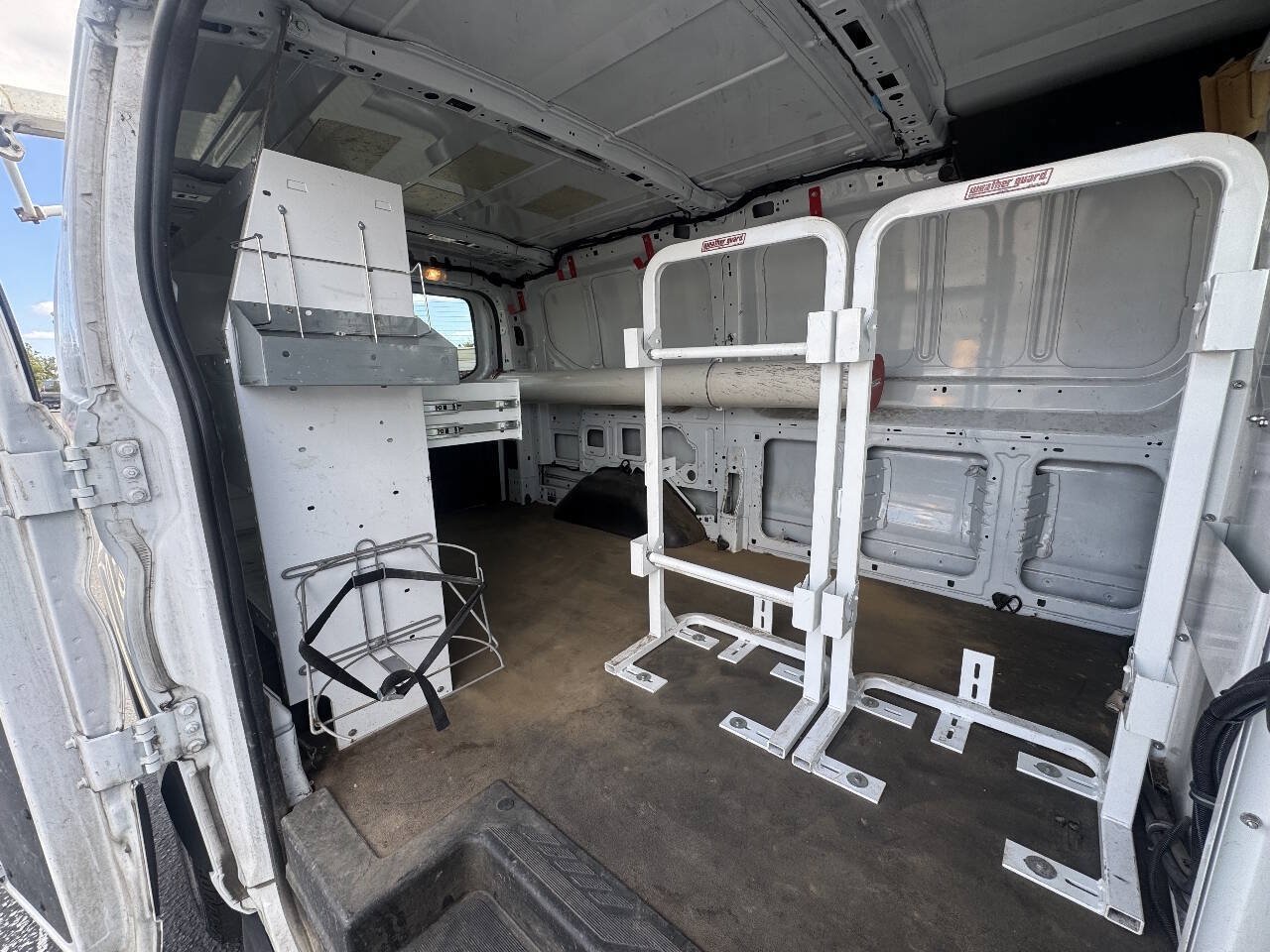 Used 2016 Ford Transit 150 130 Low Roof RWD image 7