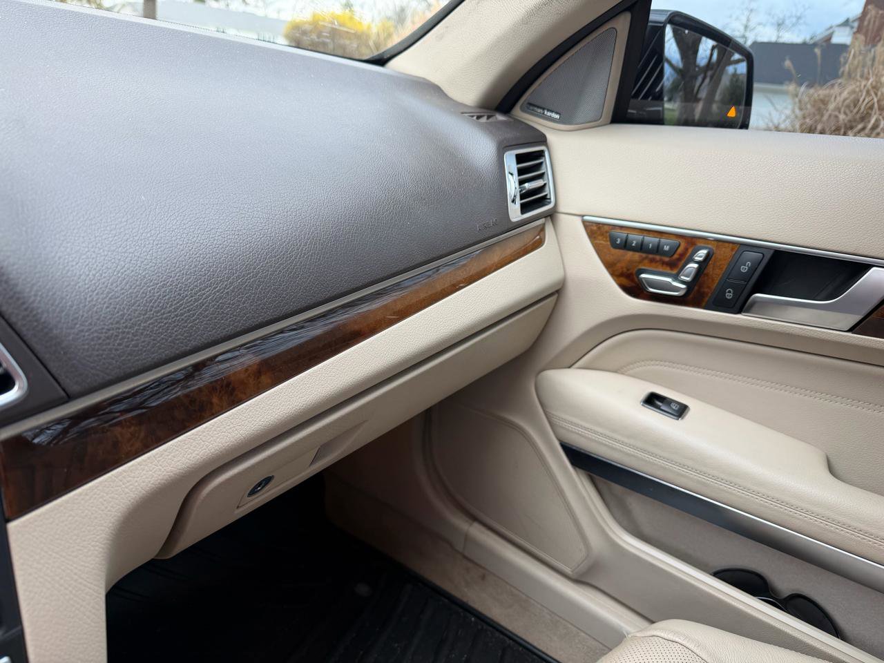 Used 2016 Mercedes-Benz E 400 Cabriolet image 4