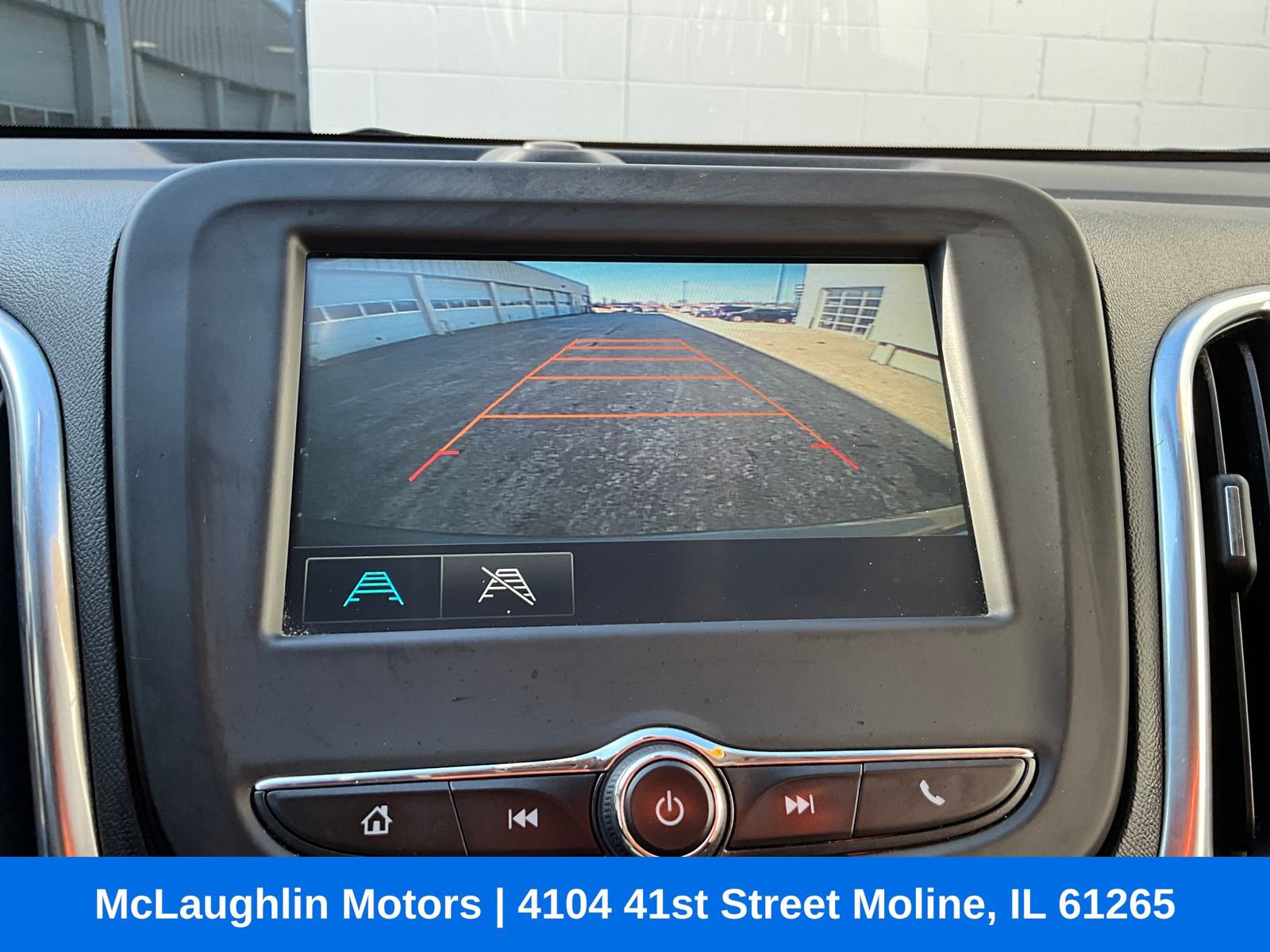 Used 2018 Chevrolet Equinox LT image 6