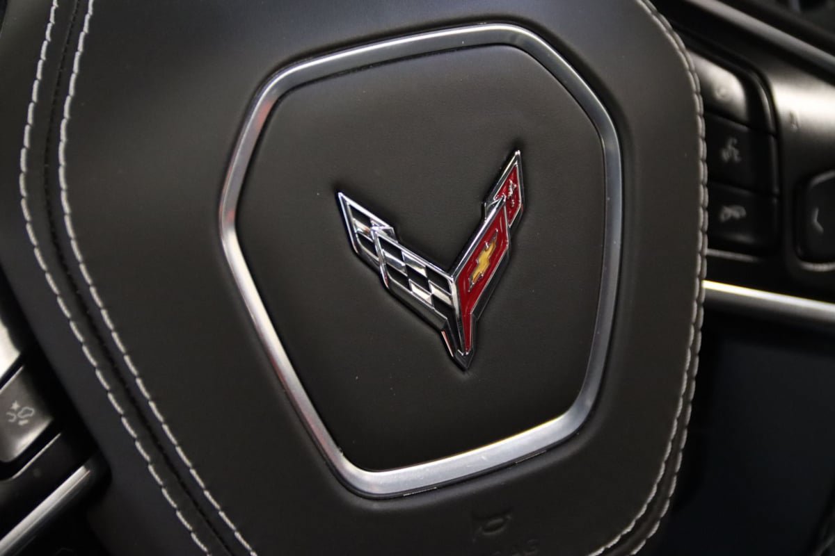 Used 2025 Chevrolet Corvette Z06 RWD image 18