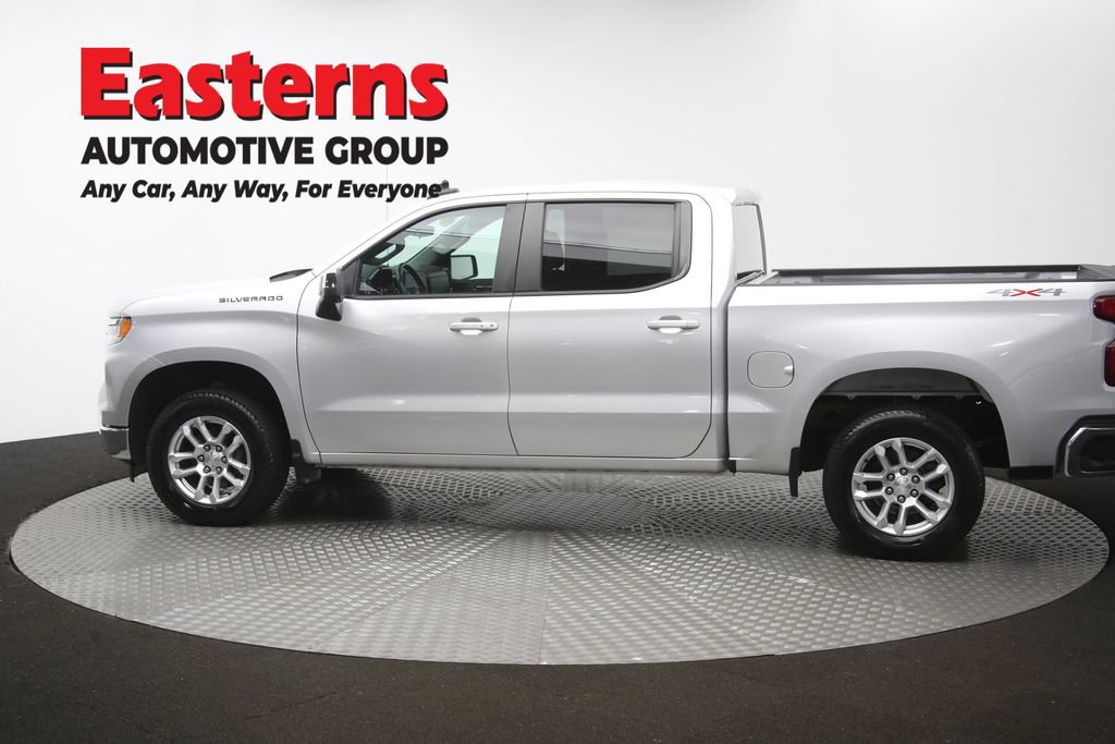 Used 2022 Chevrolet Silverado 1500 LT AWD/4WD image 63