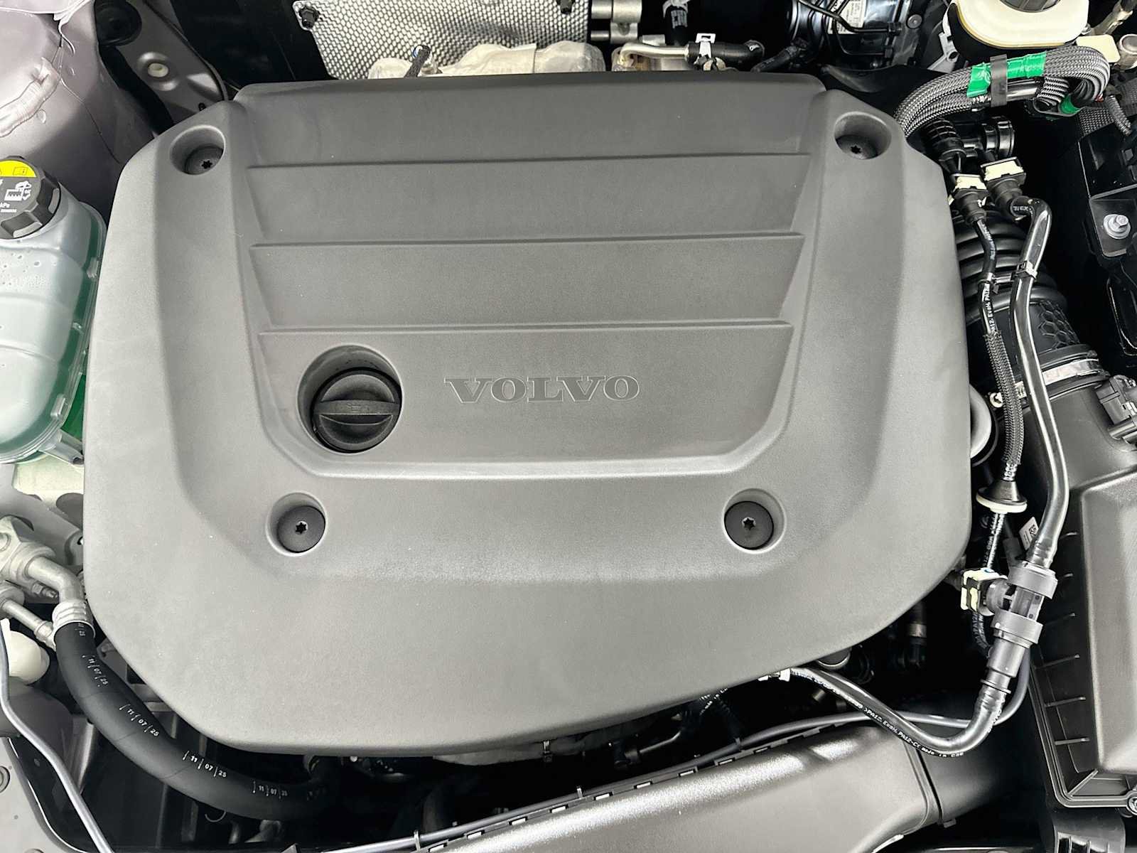 Used 2026 Volvo XC40 B5 Ultra w/ Climate Package AWD/4WD image 29