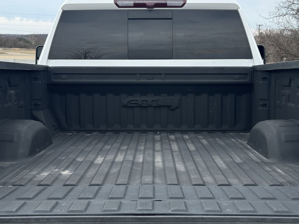 Used 2024 GMC Sierra 2500 AT4 w/ AT4 Preferred Package image 31