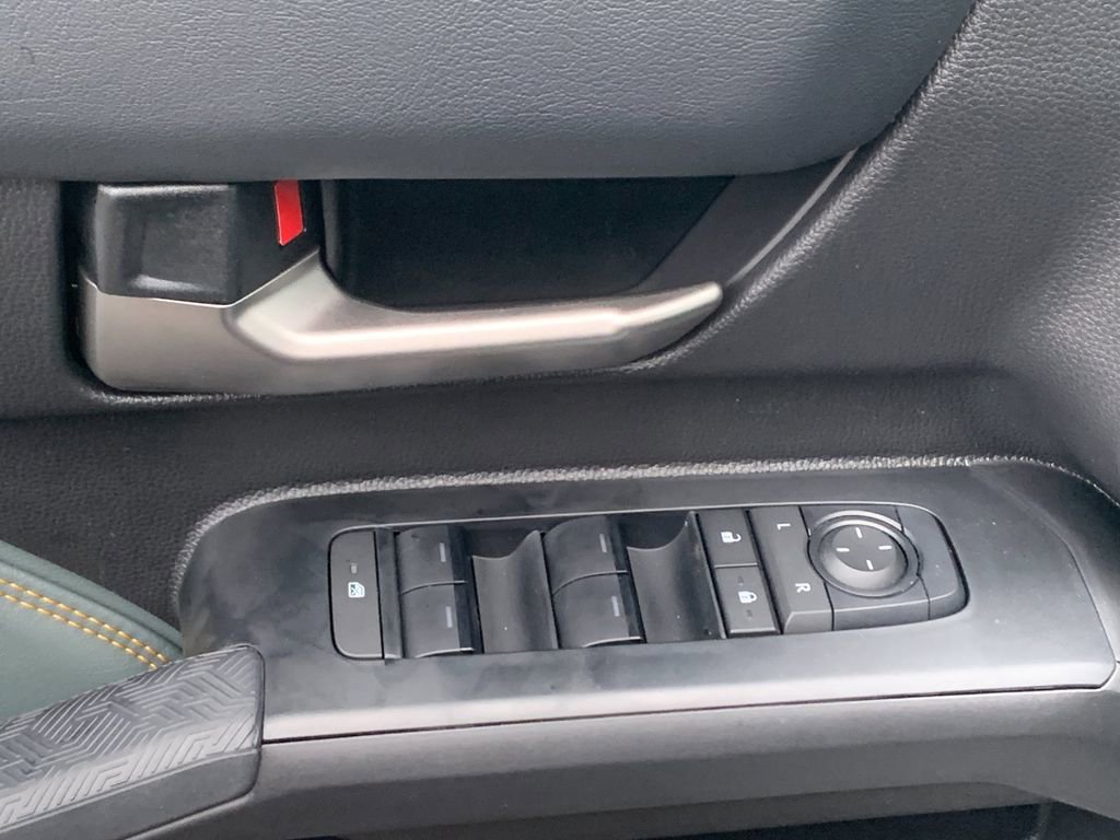 New 2025 Toyota Tacoma Trailhunter image 13