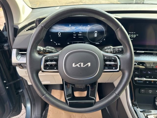 Used 2024 Kia Carnival SX Prestige FWD image 12