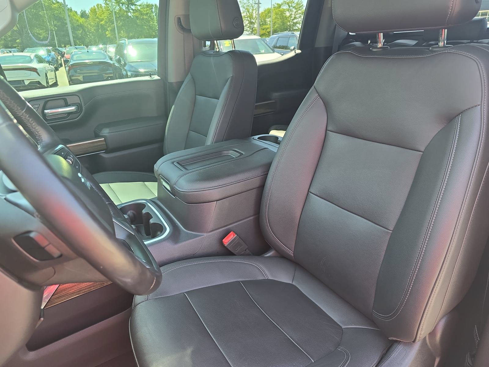Used 2021 Chevrolet Silverado 1500 LT Trail Boss w/ Convenience Package II AWD/4WD image 14