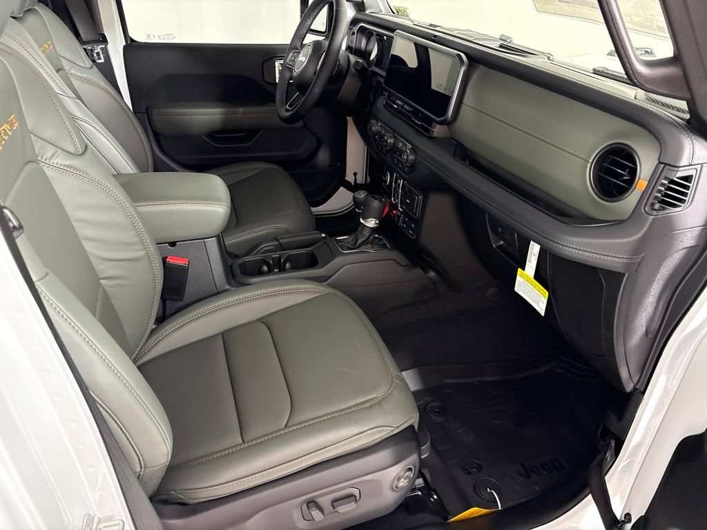New 2026 Jeep Gladiator Mojave AWD/4WD image 16