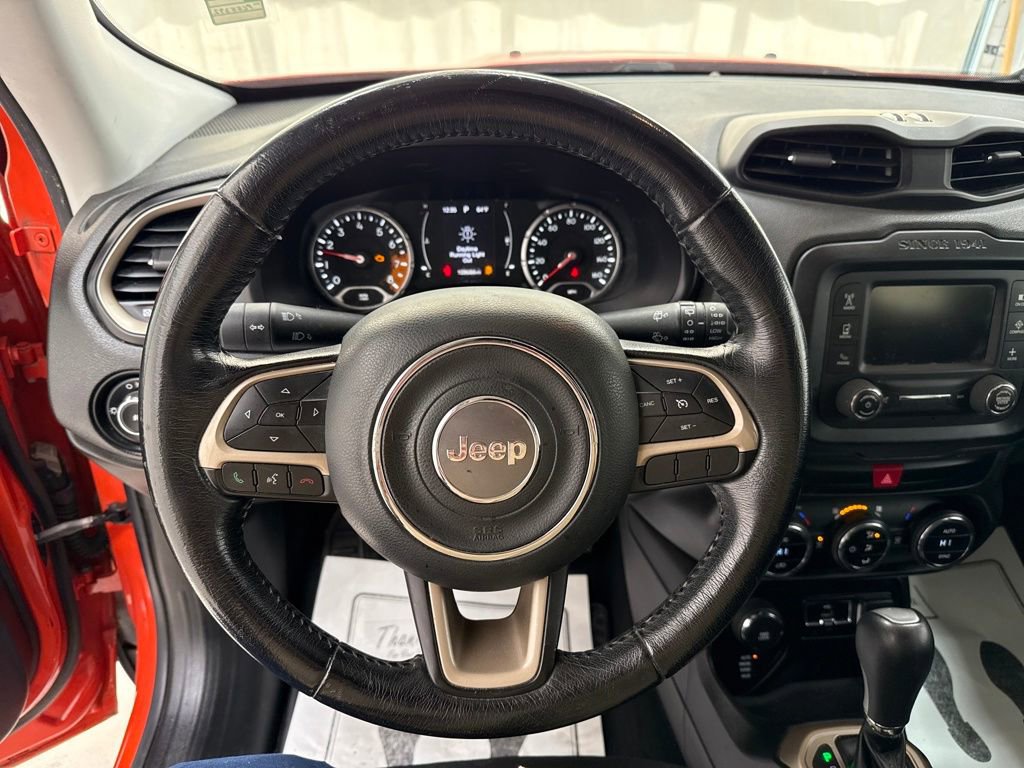 Used 2016 Jeep Renegade Latitude w/ Safety & Security Group image 23