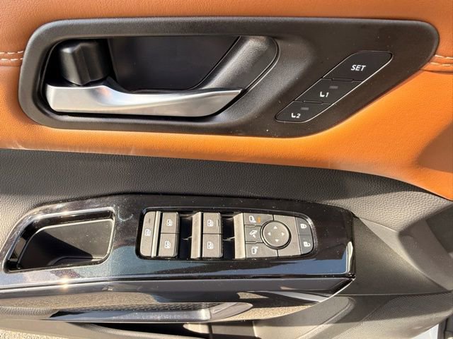 New 2026 Nissan Pathfinder Platinum w/ Cargo Package image 11