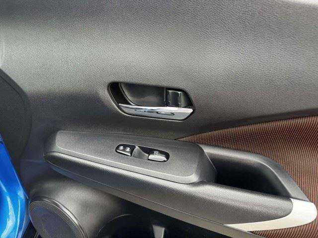 Used 2023 Nissan Kicks SR FWD image 50