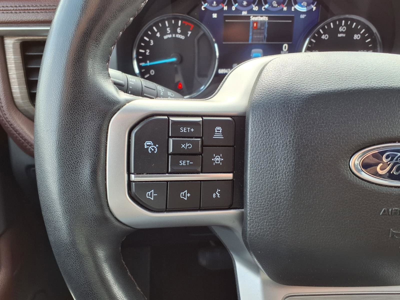 Used 2024 Ford Expedition Limited image 23