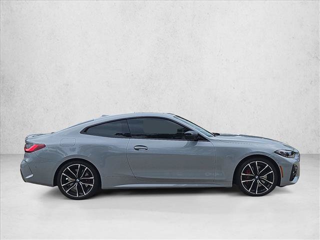 Used 2024 BMW 430i Coupe w/ M Sport Package RWD image 4