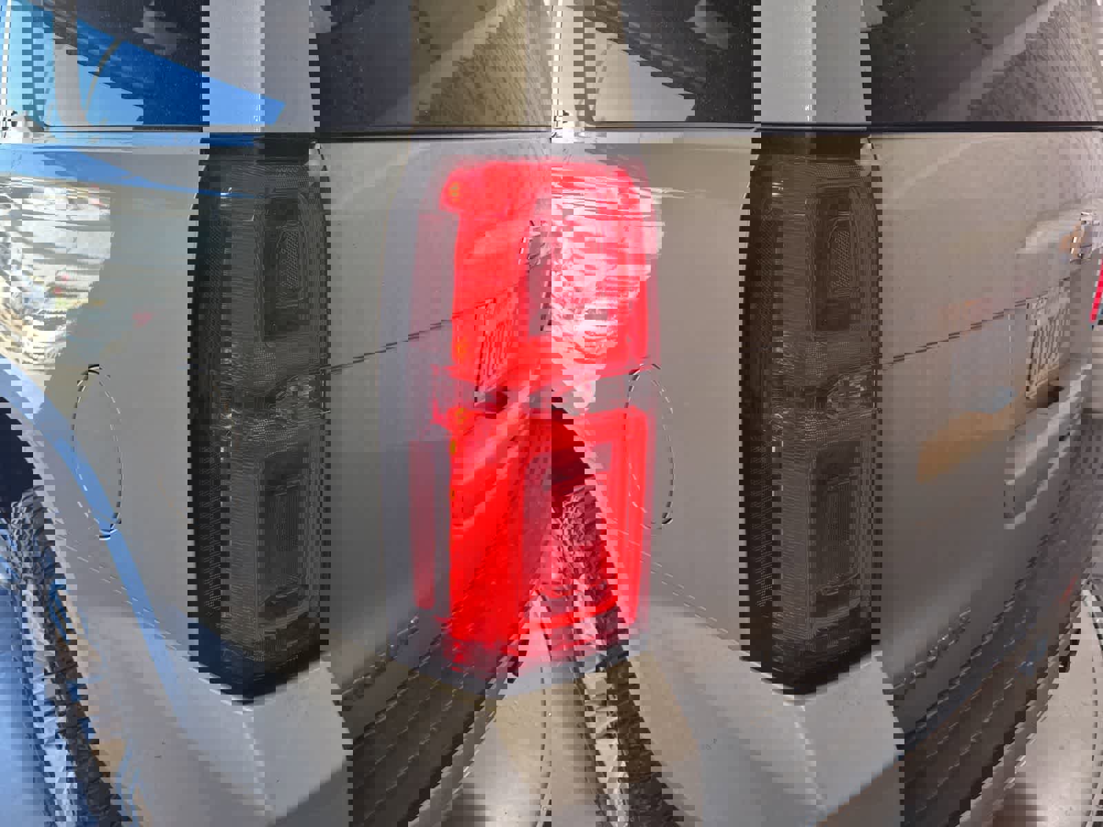 Used 2015 Chevrolet Tahoe LS RWD image 12