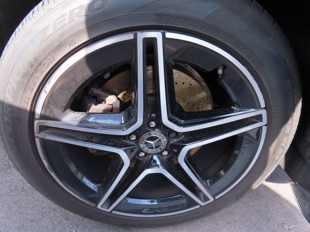 Used 2024 Mercedes-Benz GLS 450 4MATIC image 18