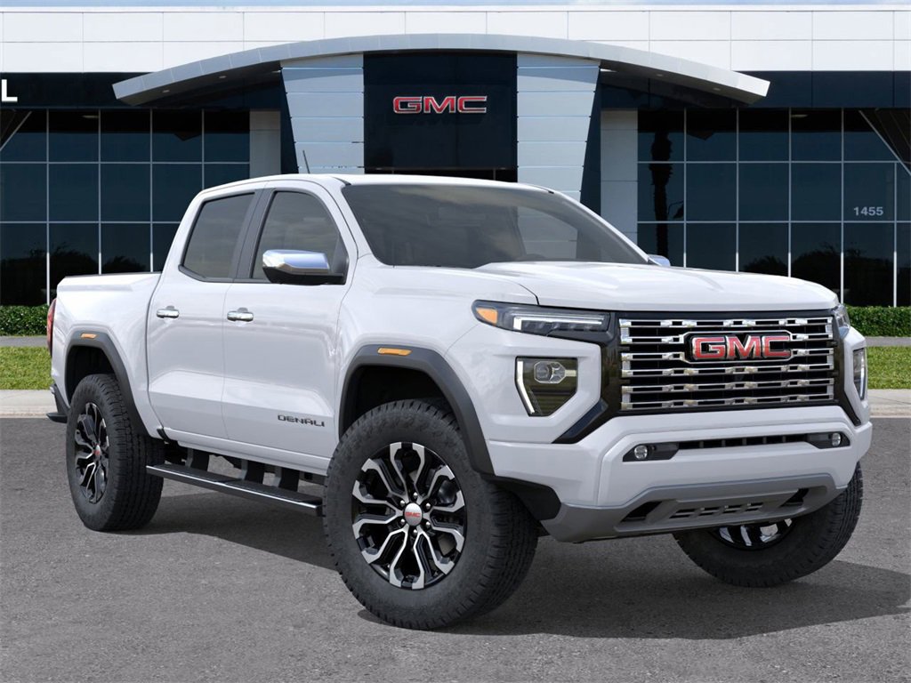 New 2026 GMC Canyon Denali image 7