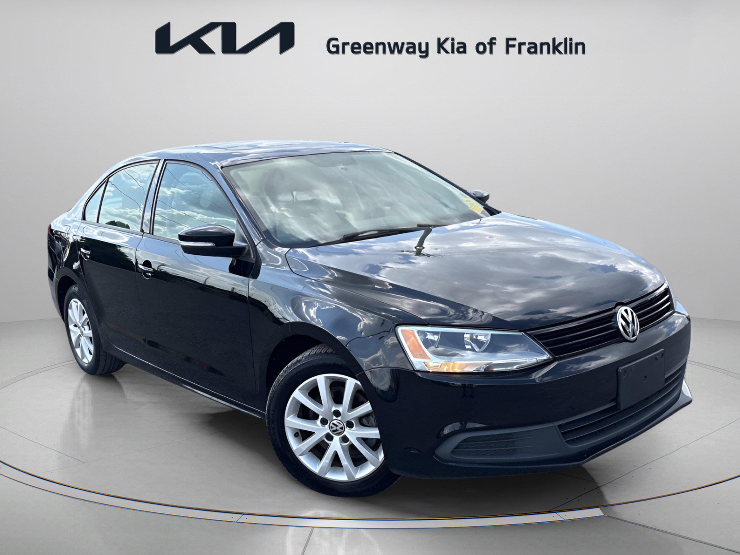Used 2012 Volkswagen Jetta SE FWD image 1