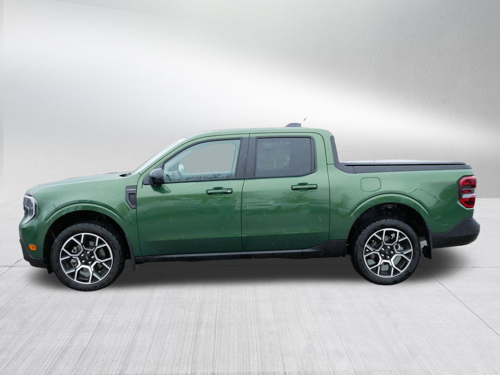 Used 2025 Ford Maverick Lariat w/ 4K Tow Package image 4