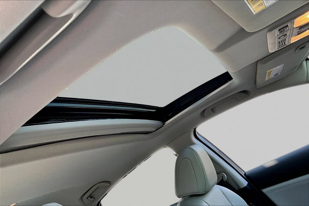 Used 2021 Honda Insight Touring image 21