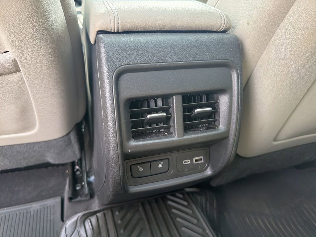 Used 2019 Cadillac XT4 Luxury w/ Cold Weather Package image 35
