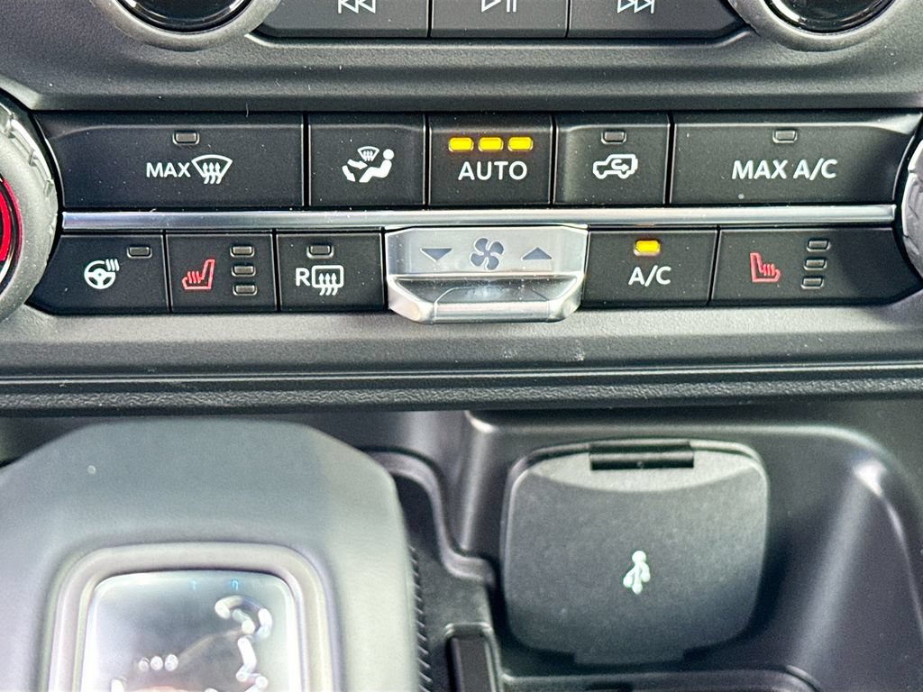 New 2026 Ford Bronco Outer Banks AWD/4WD image 23