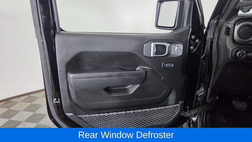 Used 2022 Jeep Gladiator Willys image 11