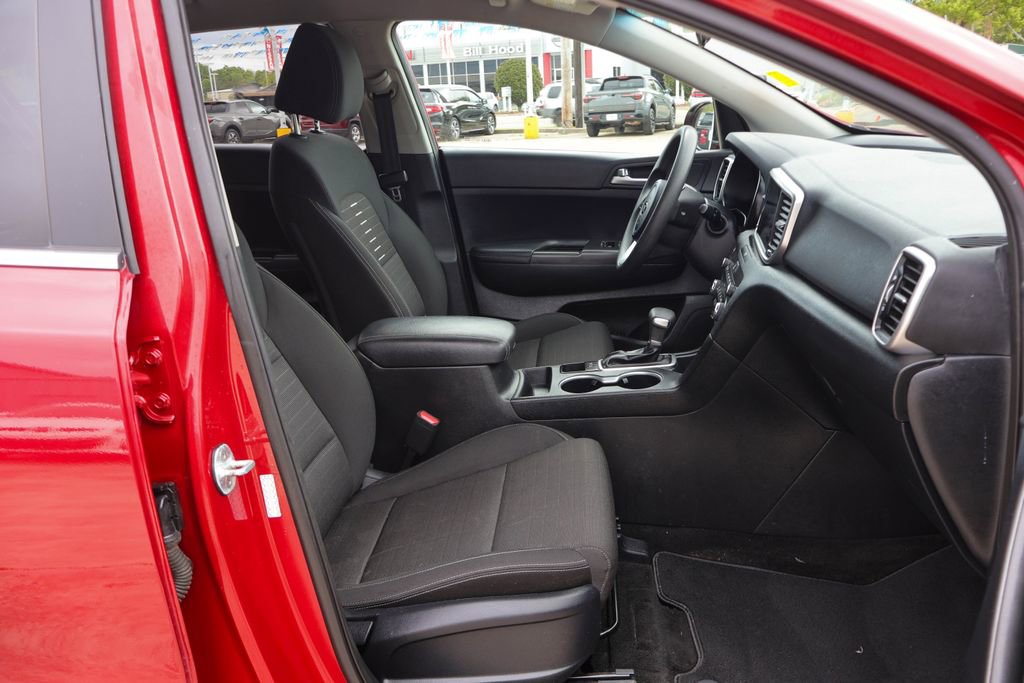Used 2022 Kia Sportage LX w/ LX FWD Value Edition Package image 8