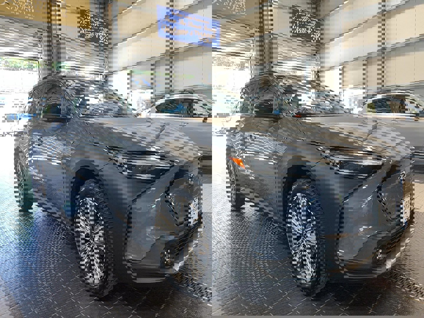 Used 2023 Toyota bZ4X AWD image 1