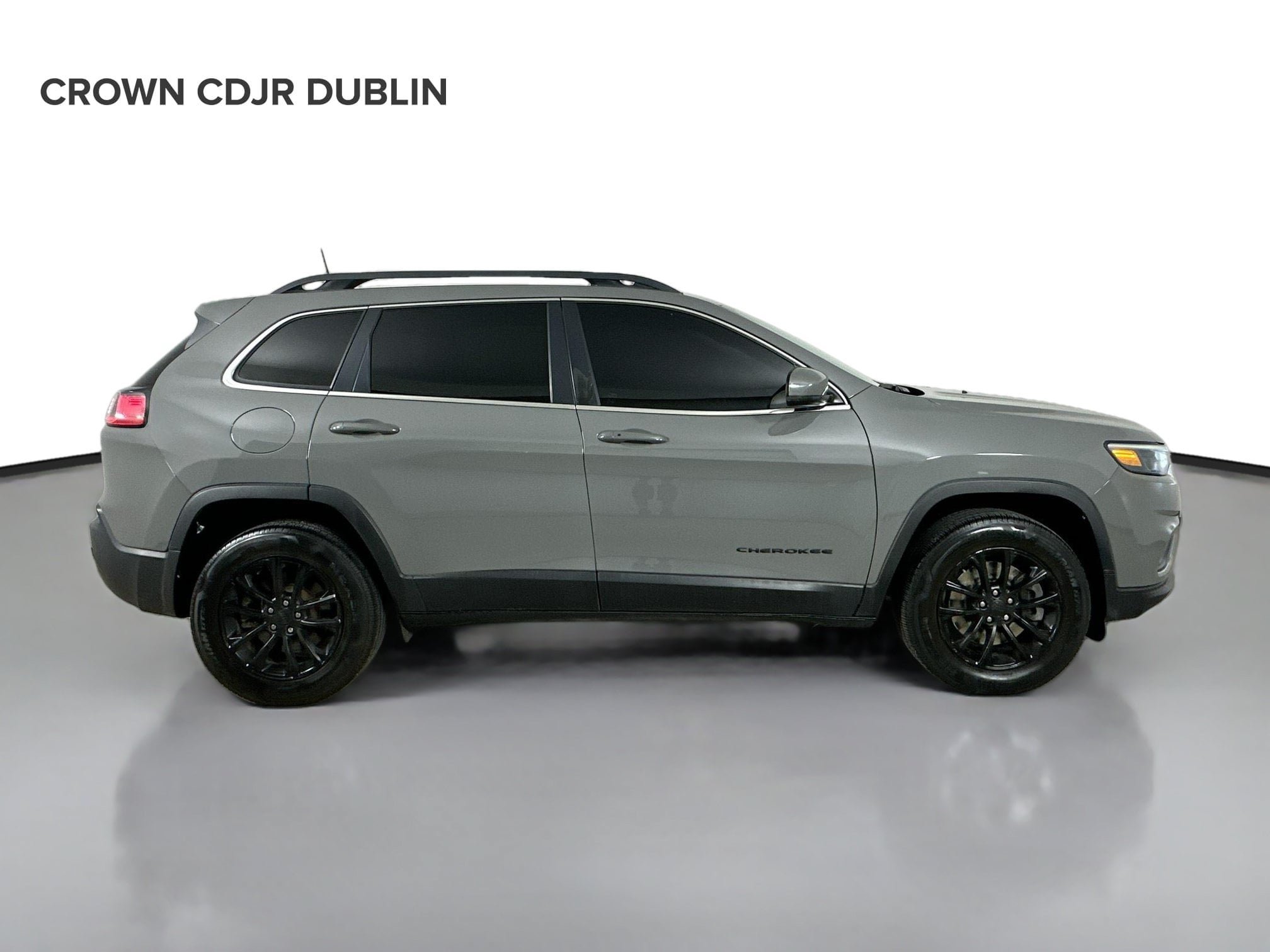 Used 2019 Jeep Cherokee Latitude Plus w/ Comfort/Convenience Group AWD/4WD image 4