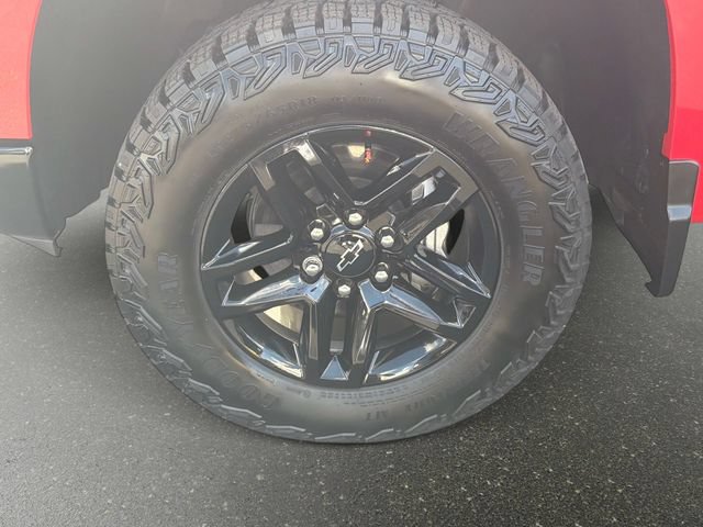 Used 2024 Chevrolet Silverado 1500 LT Trail Boss w/ Convenience Package II AWD/4WD image 10