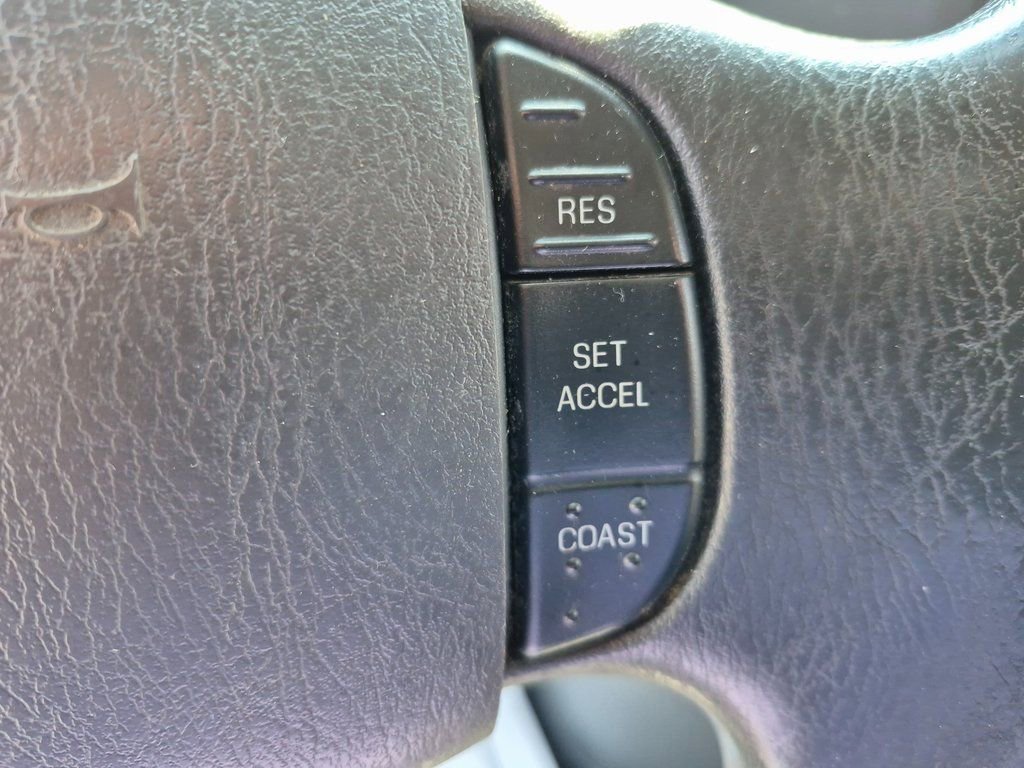 Used 2014 Ford E-350 and Econoline 350 Super Duty w/ Power Group image 19